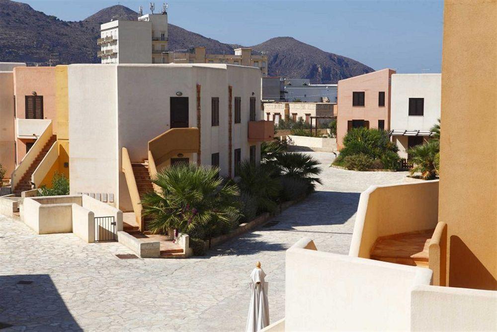 Aparthotel Favignana Esterno foto