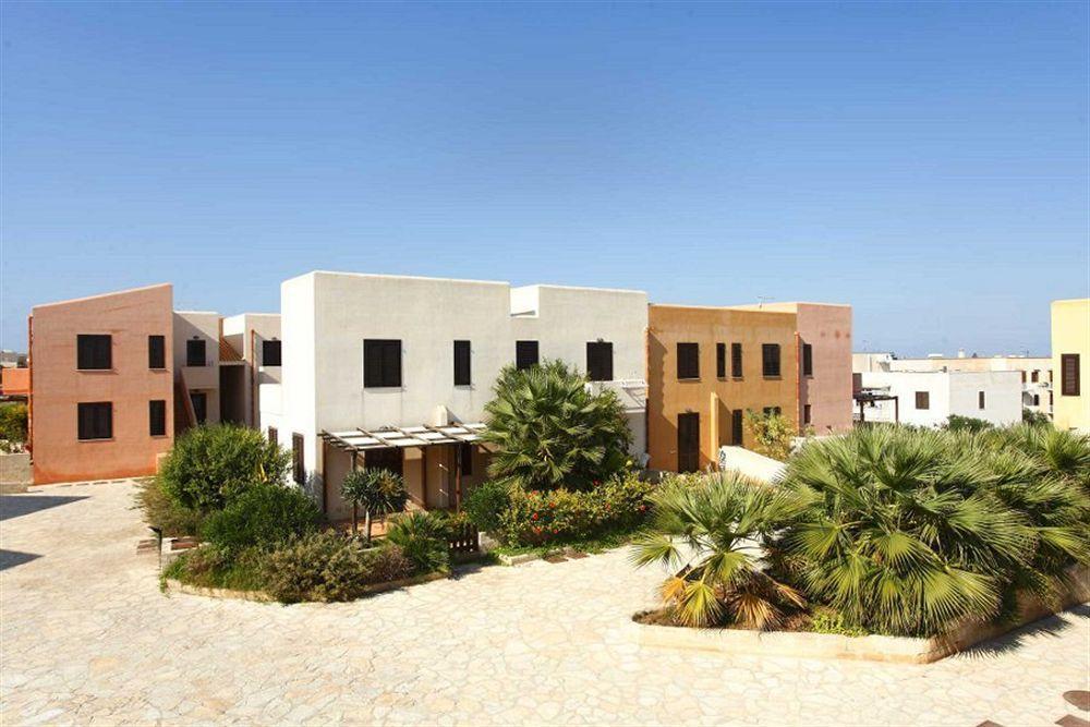 Aparthotel Favignana Esterno foto